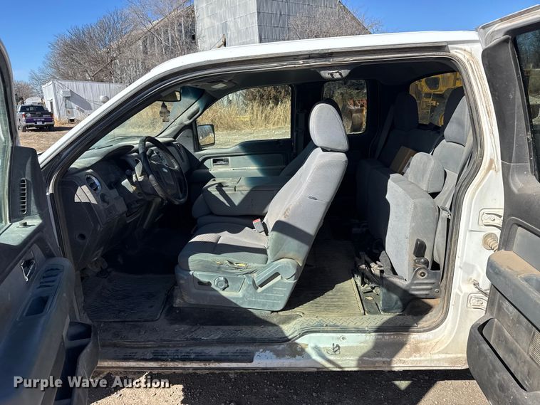 image for item FB0747 2011 Ford F150 Ext. Cab pickup truck