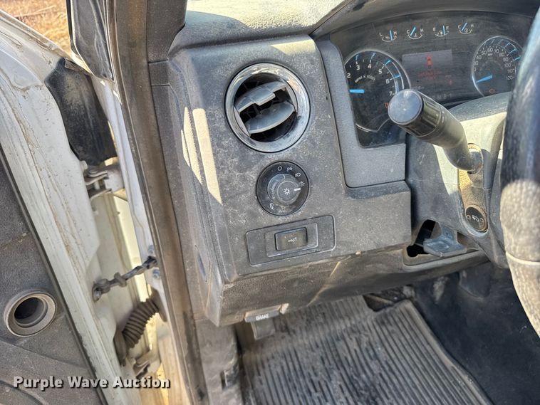 image for item FB0747 2011 Ford F150 Ext. Cab pickup truck