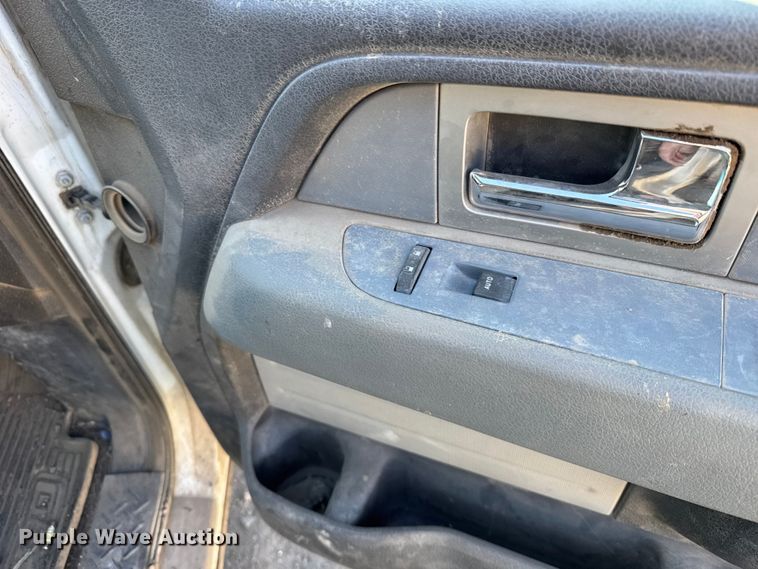 image for item FB0747 2011 Ford F150 Ext. Cab pickup truck