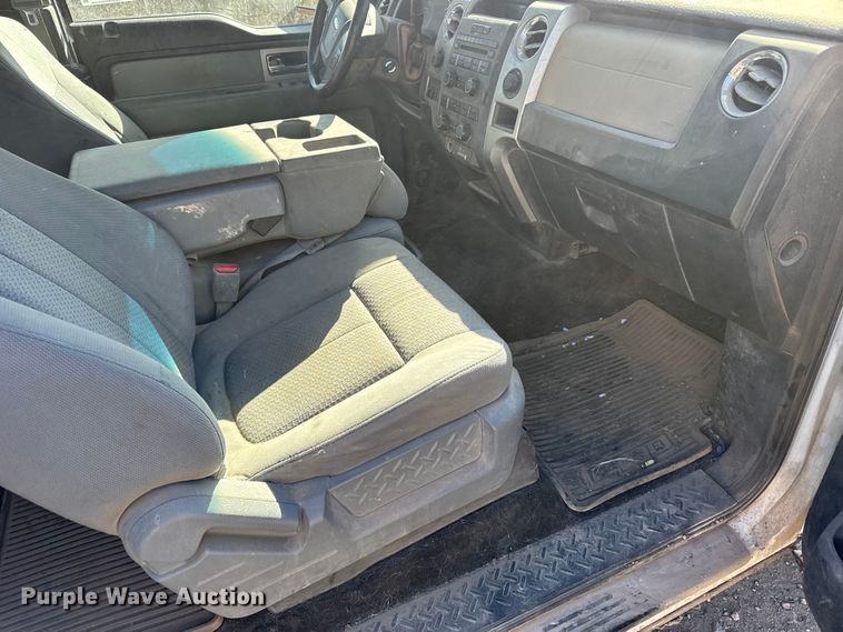 image for item FB0747 2011 Ford F150 Ext. Cab pickup truck