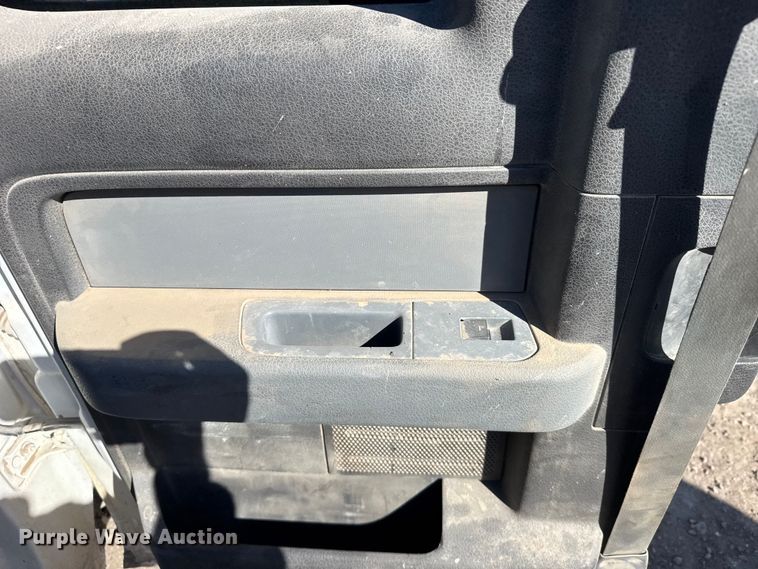 image for item FB0747 2011 Ford F150 Ext. Cab pickup truck