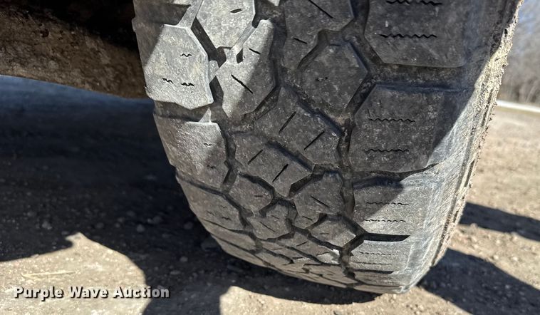 image for item FB0747 2011 Ford F150 Ext. Cab pickup truck