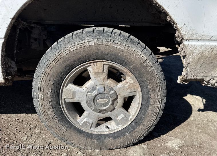 image for item FB0747 2011 Ford F150 Ext. Cab pickup truck