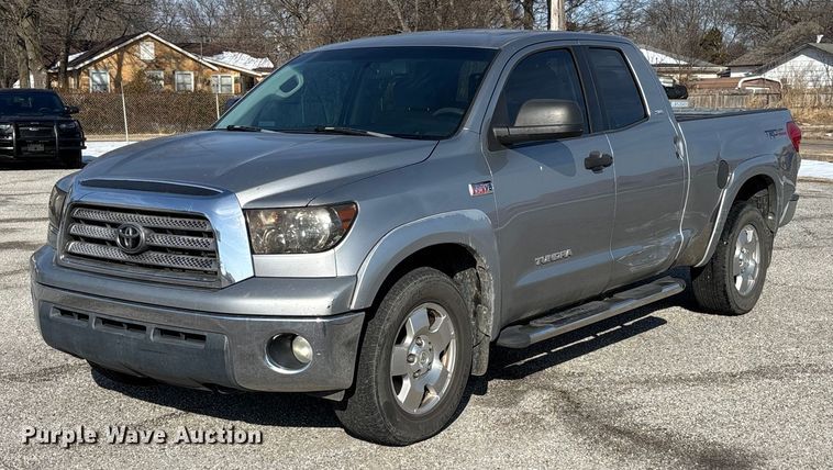 image for item FB2967 2007 Toyota Tundra SR5 Ext. Cab pickup truck