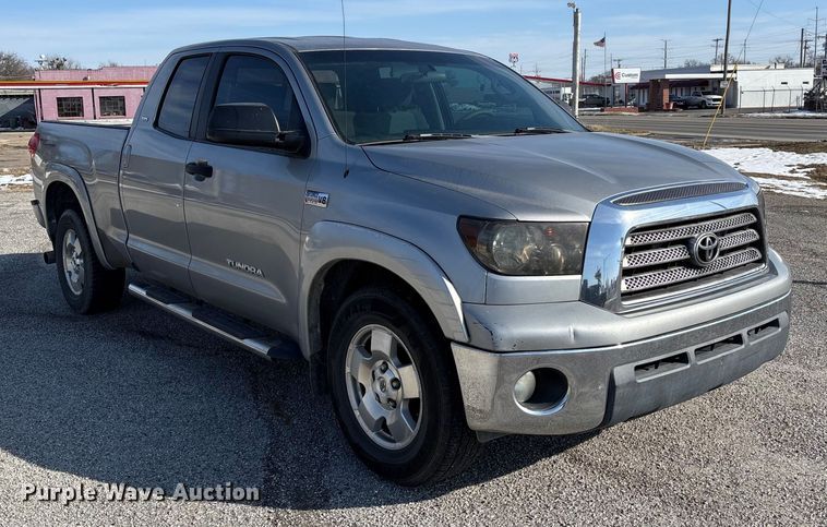 image for item FB2967 2007 Toyota Tundra SR5 Ext. Cab pickup truck