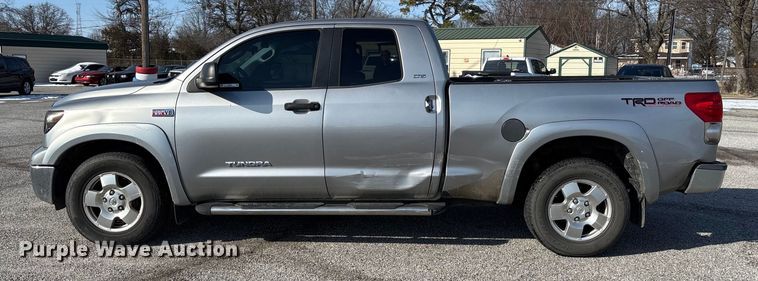 image for item FB2967 2007 Toyota Tundra SR5 Ext. Cab pickup truck