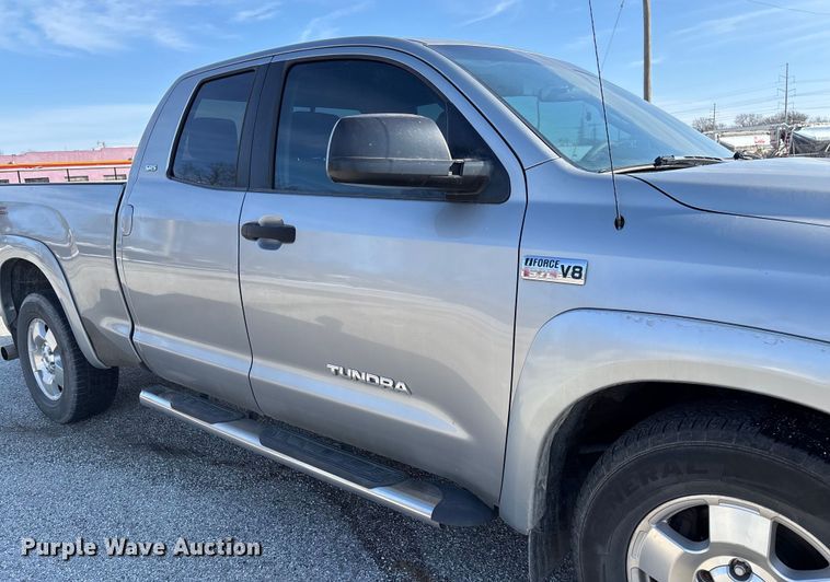 image for item FB2967 2007 Toyota Tundra SR5 Ext. Cab pickup truck