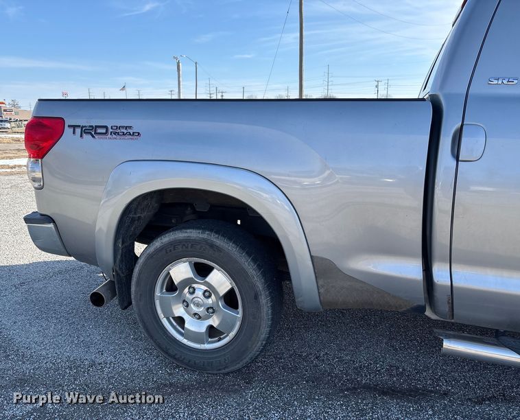 image for item FB2967 2007 Toyota Tundra SR5 Ext. Cab pickup truck