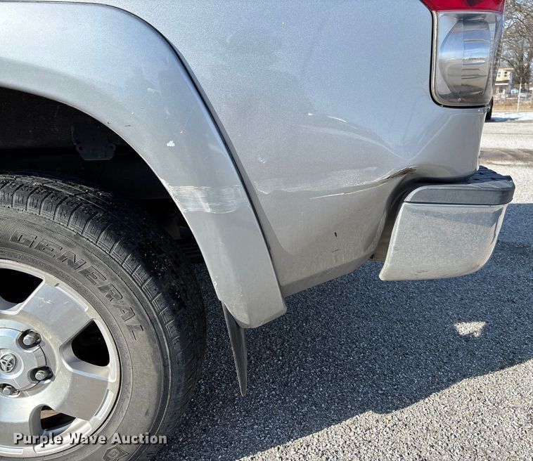 image for item FB2967 2007 Toyota Tundra SR5 Ext. Cab pickup truck