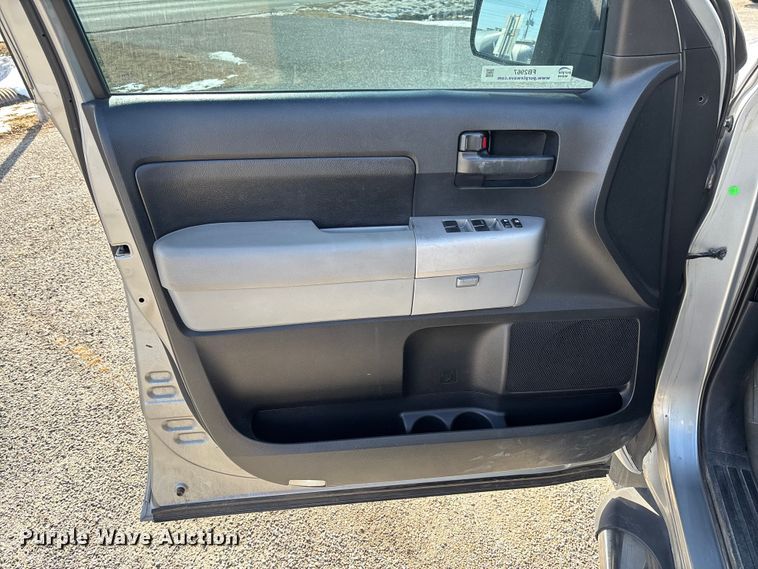 image for item FB2967 2007 Toyota Tundra SR5 Ext. Cab pickup truck