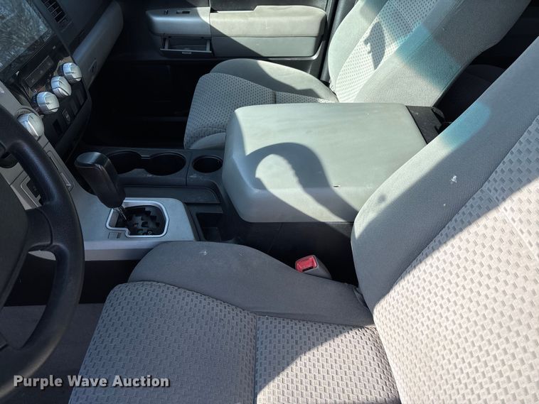 image for item FB2967 2007 Toyota Tundra SR5 Ext. Cab pickup truck