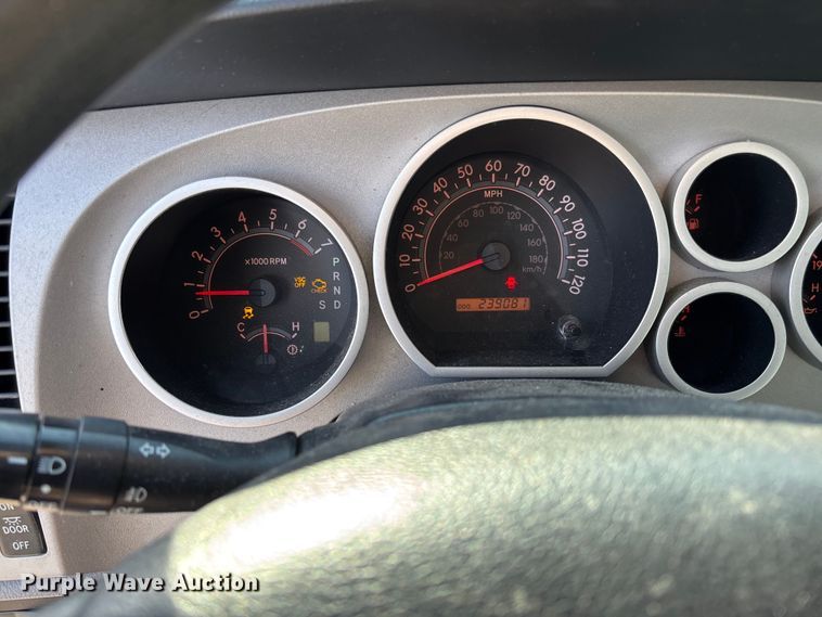 image for item FB2967 2007 Toyota Tundra SR5 Ext. Cab pickup truck