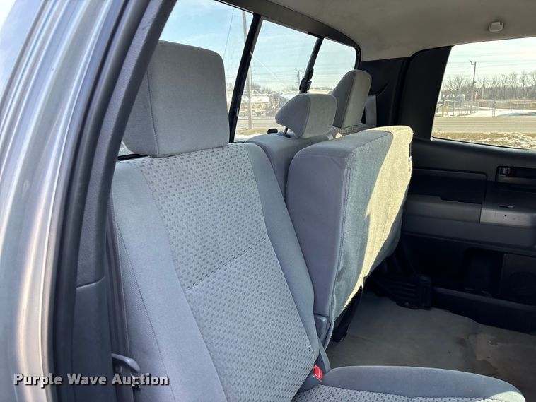 image for item FB2967 2007 Toyota Tundra SR5 Ext. Cab pickup truck