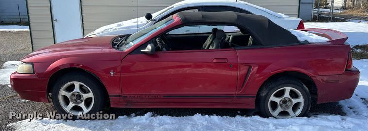 image for item FB2968 2000 Ford Mustang convertible
