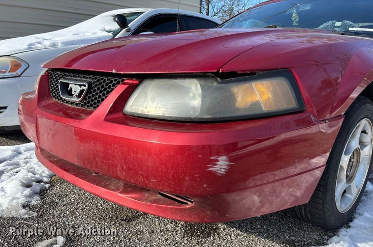 image for item FB2968 2000 Ford Mustang convertible