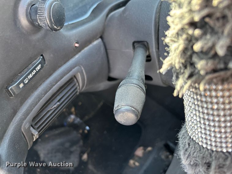 image for item FB2968 2000 Ford Mustang convertible