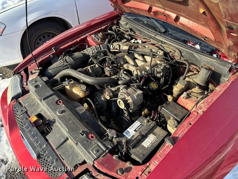 image for item FB2968 2000 Ford Mustang convertible