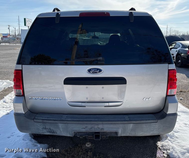 image for item FB2969 2005 Ford Expedition SUV