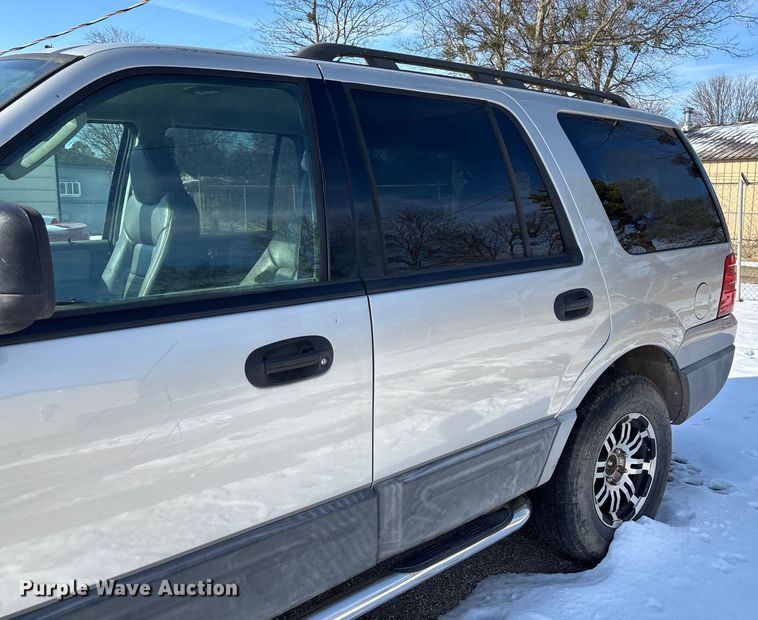 image for item FB2969 2005 Ford Expedition SUV