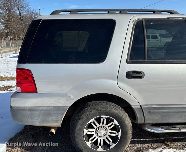 image for item FB2969 2005 Ford Expedition SUV
