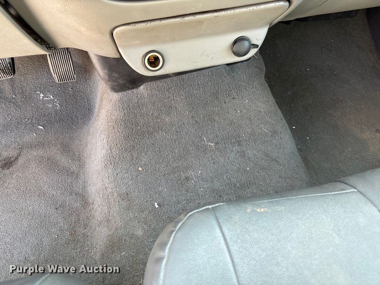 image for item FB2969 2005 Ford Expedition SUV