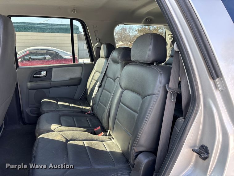 image for item FB2969 2005 Ford Expedition SUV