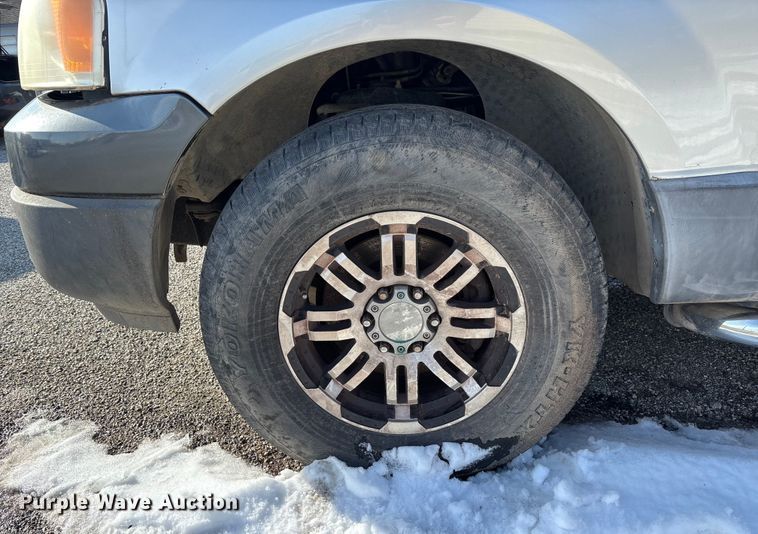 image for item FB2969 2005 Ford Expedition SUV