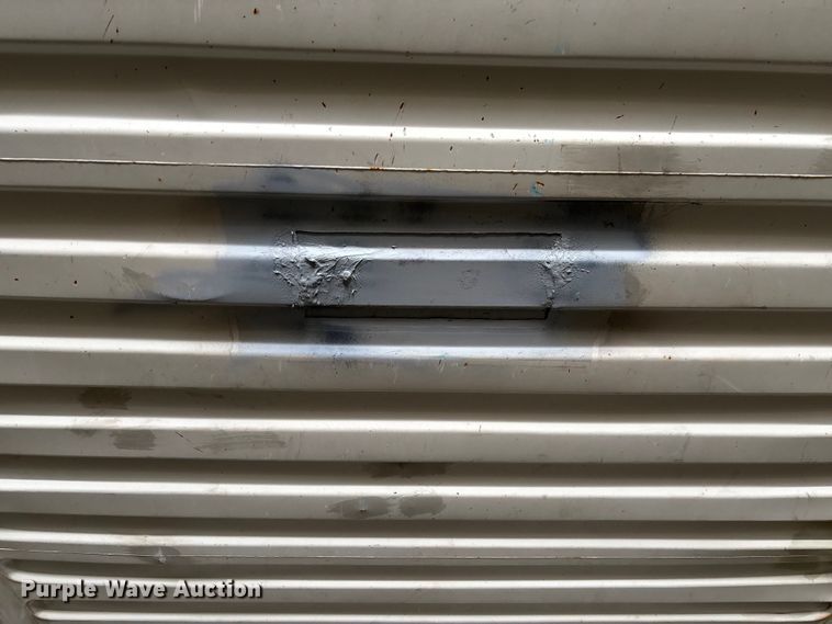 image for item FB2984 2006 Shipping container