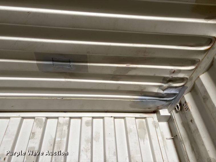 image for item FB2984 2006 Shipping container