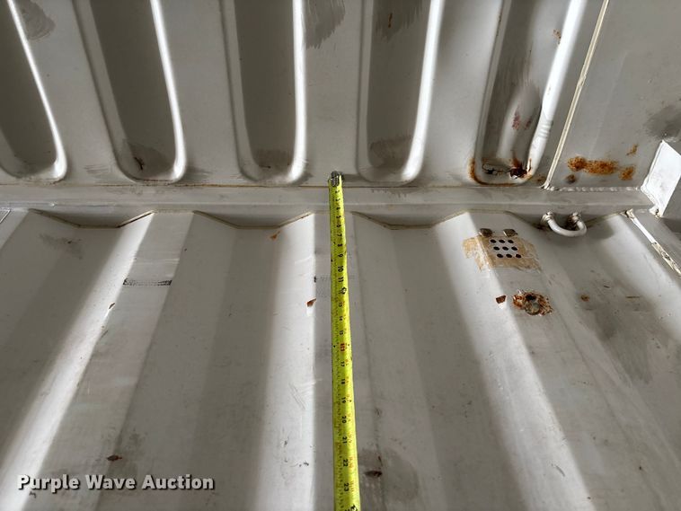 image for item FB2984 2006 Shipping container