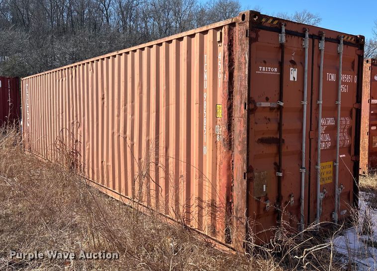 image for item FB2986 2000 Shipping container