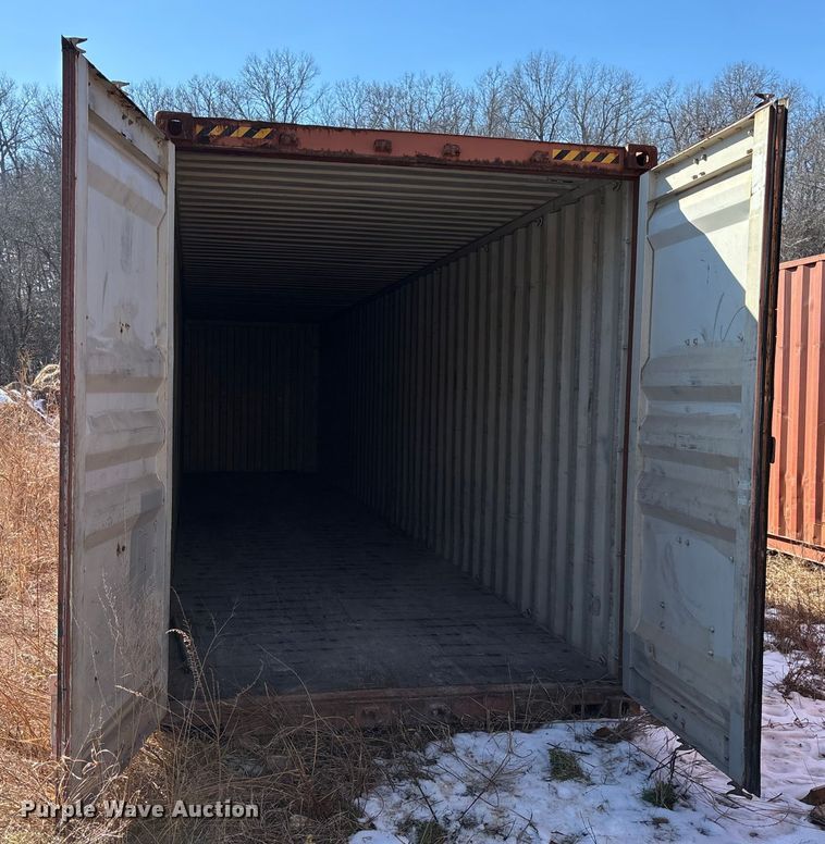 image for item FB2986 2000 Shipping container