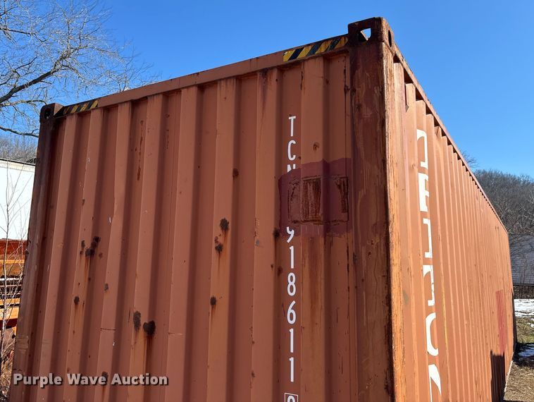 image for item FB2987 2004 Shipping container