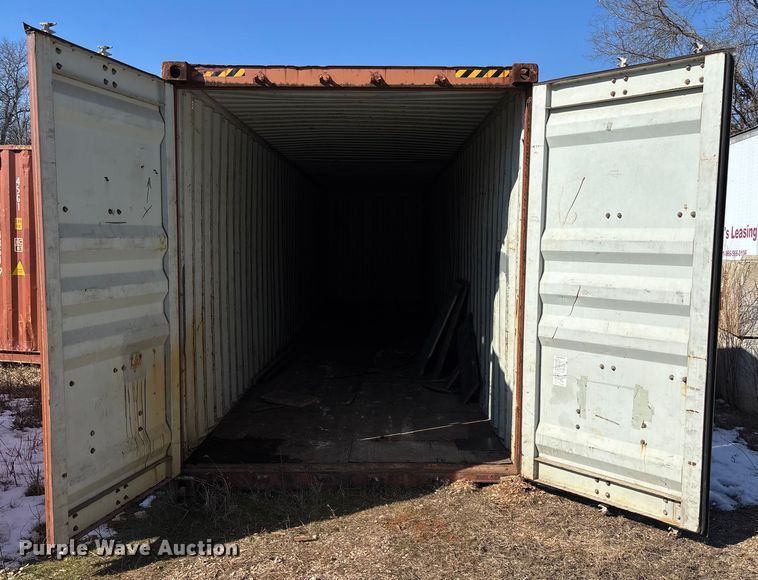 image for item FB2987 2004 Shipping container