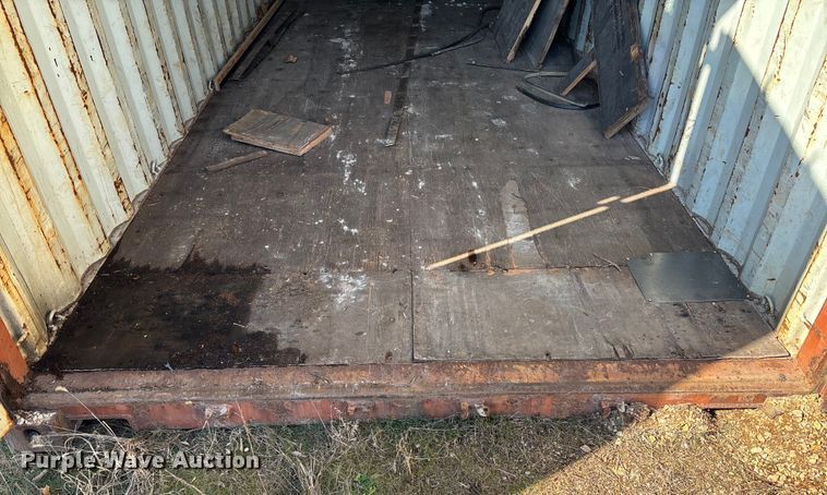 image for item FB2987 2004 Shipping container