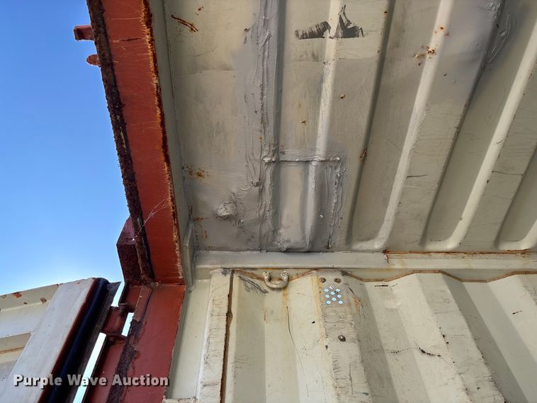 image for item FB2987 2004 Shipping container