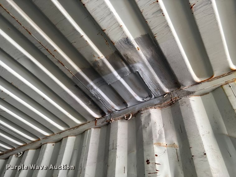 image for item FB2987 2004 Shipping container