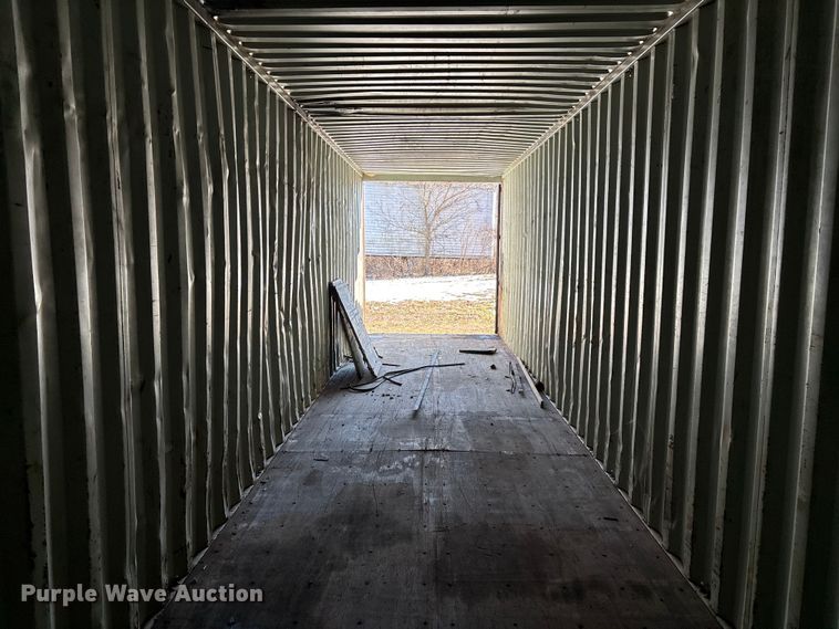 image for item FB2987 2004 Shipping container