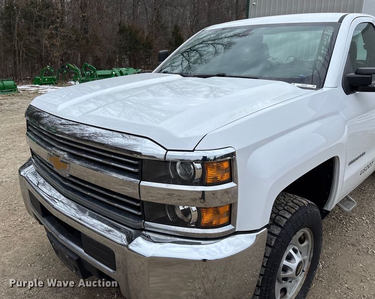 image for item FB2988 2017 Chevrolet Silverado 2500HD pickup truck