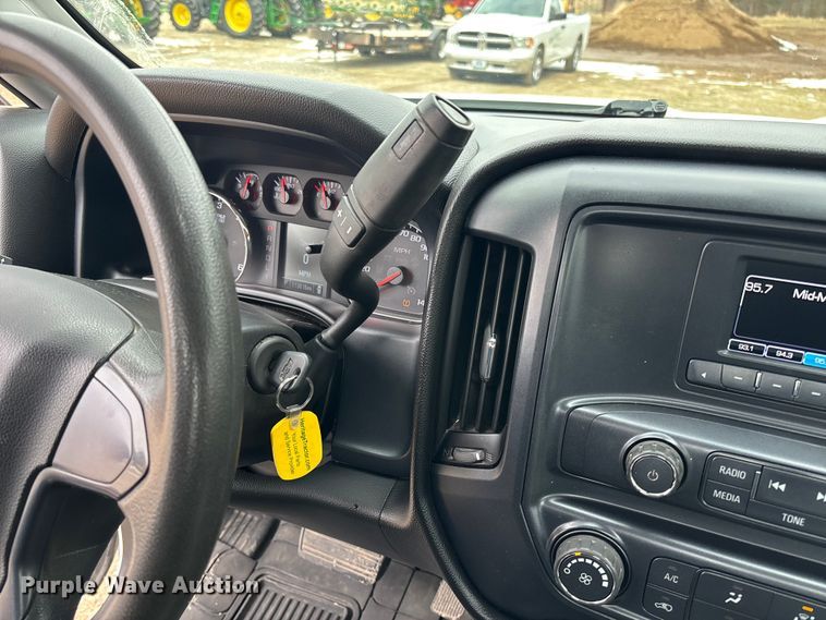 image for item FB2988 2017 Chevrolet Silverado 2500HD pickup truck