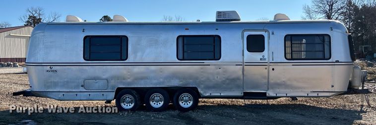 image for item FB2993 1984 Avion Camper