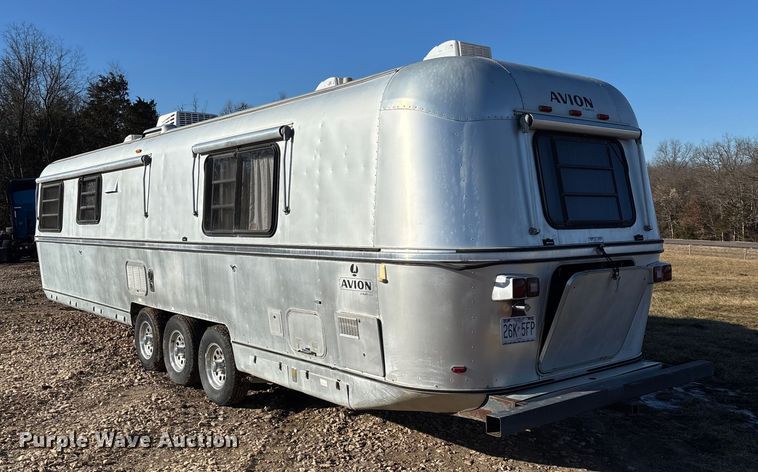 image for item FB2993 1984 Avion Camper