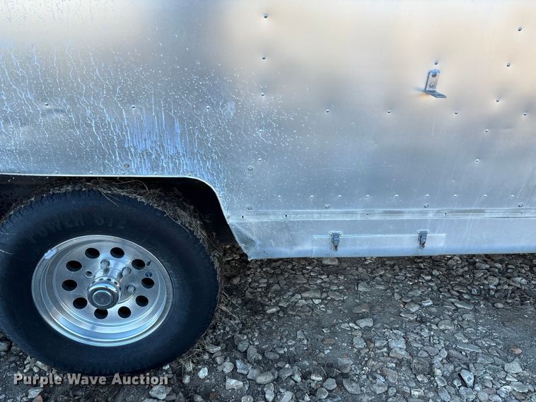 image for item FB2993 1984 Avion Camper