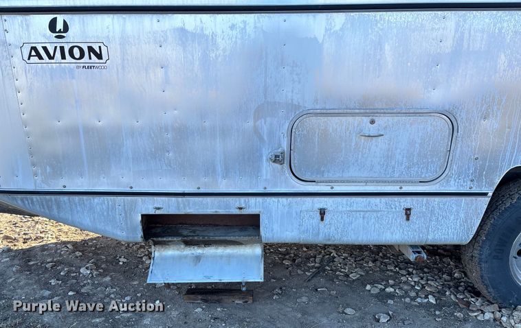 image for item FB2993 1984 Avion Camper