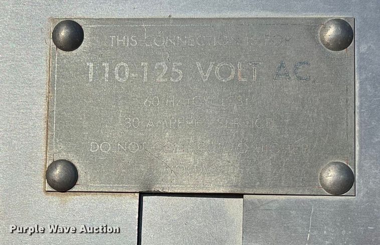 image for item FB2993 1984 Avion Camper