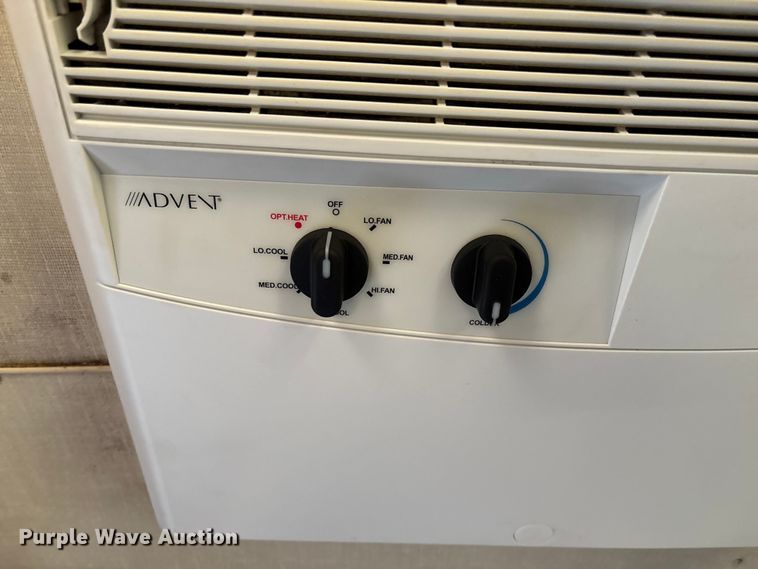 image for item FB2993 1984 Avion Camper