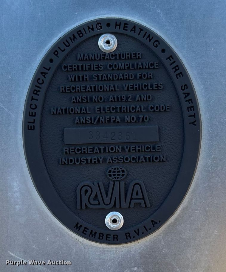 image for item FB2993 1984 Avion Camper