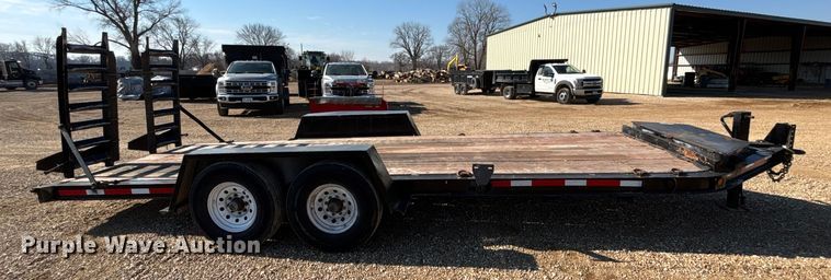 image for item FB3001 2005 Contrail equipment trailer