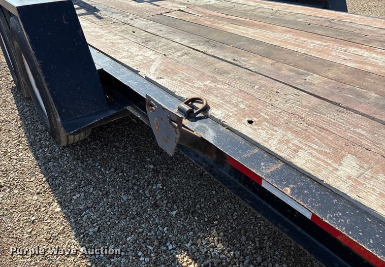 image for item FB3001 2005 Contrail equipment trailer