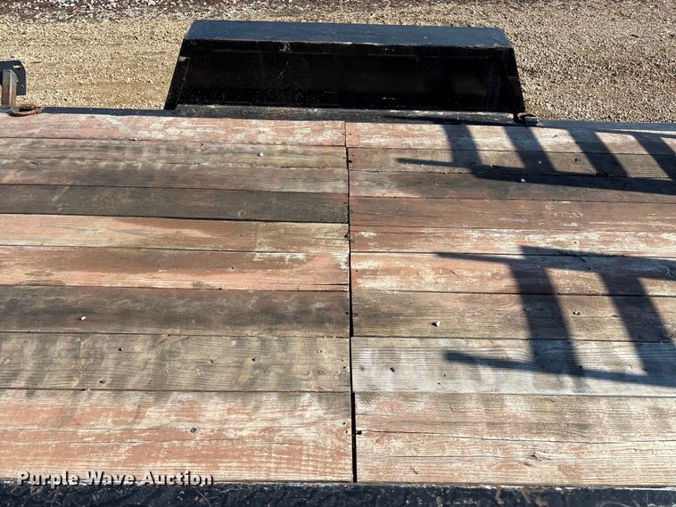 image for item FB3001 2005 Contrail equipment trailer